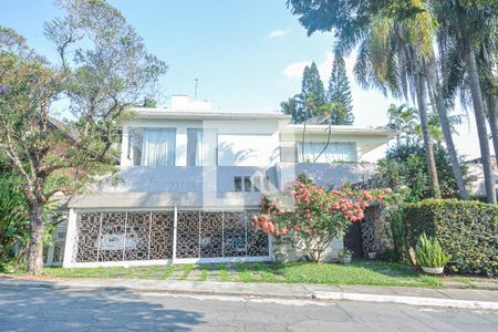 Fachada de casa à venda com 7 quartos, 639m² em Jardim Santa Helena, São Paulo
