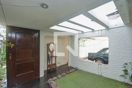 Hall de entrada de casa à venda com 7 quartos, 639m² em Jardim Santa Helena, São Paulo