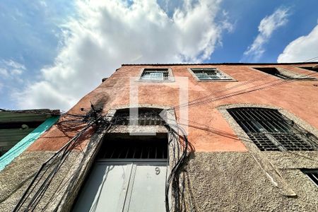 Fachada  de casa à venda com 2 quartos, 50m² em Gamboa, Rio de Janeiro
