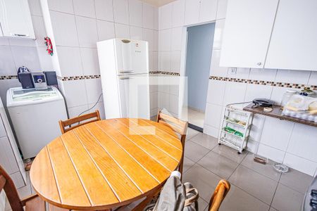 Cozinha de apartamento à venda com 3 quartos, 72m² em Padre Eustáquio, Belo Horizonte