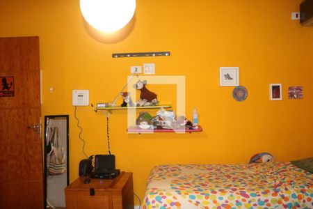 Quarto 1 de casa à venda com 2 quartos, 120m² em Pompeia, São Paulo