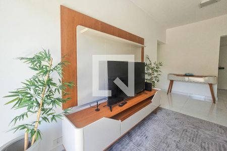 Sala de apartamento para alugar com 2 quartos, 85m² em Jardim Tejereba, Guarujá
