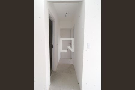 Corredor - Quartos de apartamento para alugar com 2 quartos, 47m² em Vila Mazzei, São Paulo