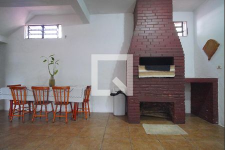 Churrasqueira de casa à venda com 4 quartos, 300m² em Vila Jardim, Porto Alegre