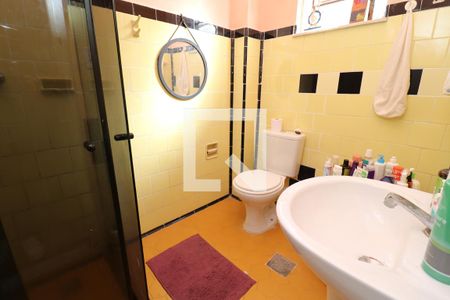 Banheiro de apartamento para alugar com 1 quarto, 58m² em I. Governador, Rio de Janeiro