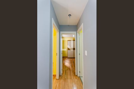 Corredor de apartamento para alugar com 2 quartos, 38m² em Vila Marina, São Paulo