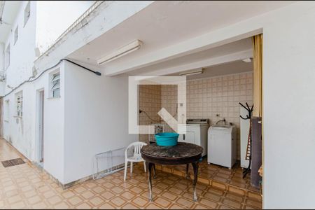 Quintal de casa à venda com 4 quartos, 210m² em Vila Monumento, São Paulo