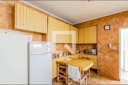 Cozinha de casa à venda com 4 quartos, 210m² em Vila Monumento, São Paulo