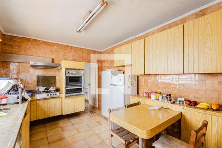 Cozinha de casa à venda com 4 quartos, 210m² em Vila Monumento, São Paulo