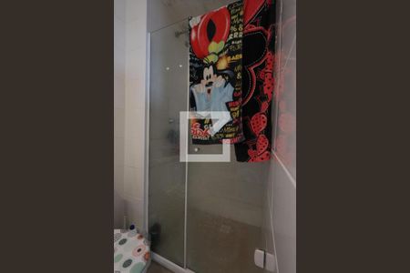 Banheiro de kitnet/studio para alugar com 1 quarto, 35m² em Quinta da Paineira, São Paulo