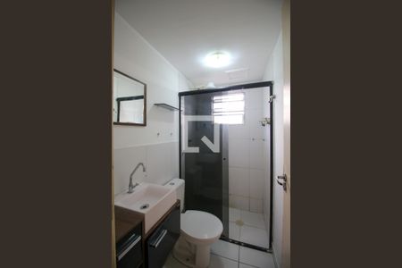 Banheiro de apartamento para alugar com 2 quartos, 45m² em Colônia (zona Leste), São Paulo