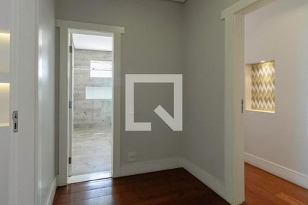 Corredor de casa à venda com 5 quartos, 650m² em Dona Clara, Belo Horizonte