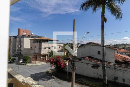 Sala 4 - Vista de casa à venda com 5 quartos, 650m² em Dona Clara, Belo Horizonte