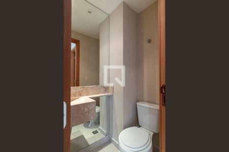 Lavabo de apartamento para alugar com 3 quartos, 135m² em Perdizes, São Paulo