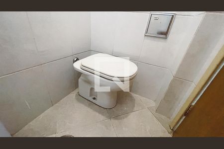 Banheiro de serviço de apartamento à venda com 3 quartos, 71m² em Jardim São Paulo, São Paulo