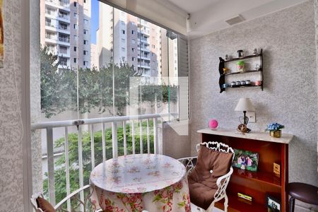 Sacada de apartamento à venda com 2 quartos, 55m² em Belenzinho, São Paulo