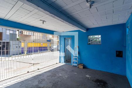 Garagem de casa à venda com 2 quartos, 120m² em Cidade Antônio Estêvão de Carvalho, São Paulo