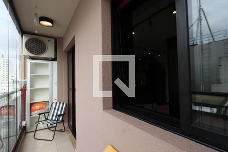 Varanda de kitnet/studio para alugar com 1 quarto, 27m² em Santa Ifigênia, São Paulo