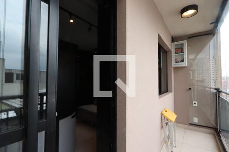 Varanda de kitnet/studio para alugar com 1 quarto, 27m² em Santa Ifigênia, São Paulo