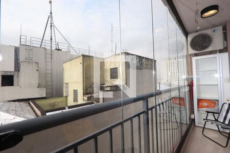 Varanda de kitnet/studio para alugar com 1 quarto, 27m² em Santa Ifigênia, São Paulo