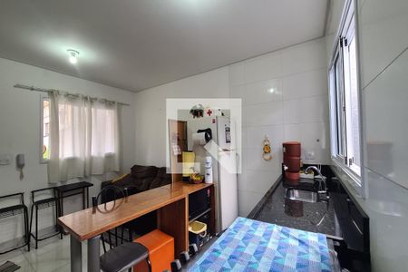 Cozinha de apartamento à venda com 2 quartos, 43m² em Vila Santa Clara, São Paulo