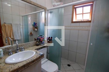 Banheiro da Suíte de casa de condomínio à venda com 3 quartos, 205m² em Parque Monte Alegre, Taboão da Serra
