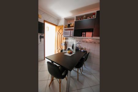 Cozinha de casa de condomínio à venda com 3 quartos, 205m² em Parque Monte Alegre, Taboão da Serra