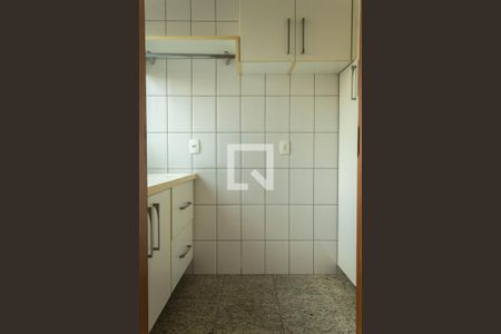 Área de Serviço de casa para alugar com 4 quartos, 349m² em Parque dos Passaros, São Bernardo do Campo