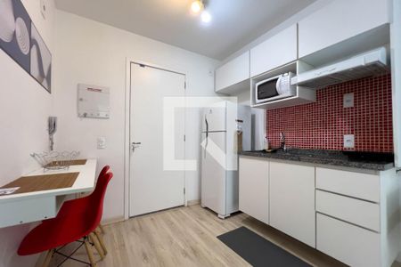 Sala e cozinha de kitnet/studio para alugar com 1 quarto, 34m² em Ipiranga, São Paulo