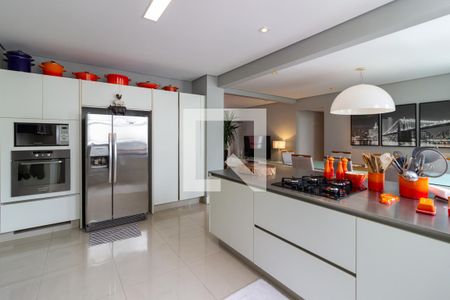 Cozinha de apartamento para alugar com 2 quartos, 175m² em Jardim Paulista, São Paulo