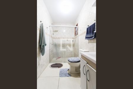 Banheiro de casa à venda com 2 quartos, 107m² em Feitoria, São Leopoldo