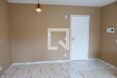 Sala de apartamento para alugar com 2 quartos, 55m² em São Pedro, Osasco