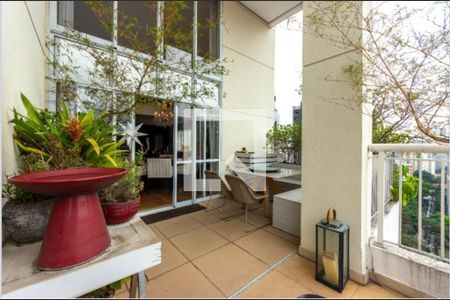 Foto 01 de apartamento à venda com 1 quarto, 128m² em Vila Nova Conceição, São Paulo