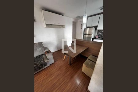 Sala de apartamento à venda com 2 quartos, 49m² em Jardim Monte Libano, Santo André