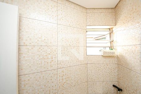 Lavabo de casa para alugar com 4 quartos, 141m² em Parque São Lucas, São Paulo