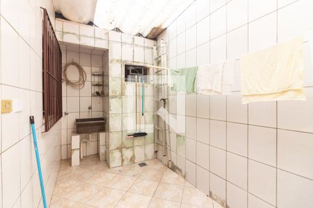 Área de Serviço de casa à venda com 3 quartos, 184m² em Km 18, Osasco