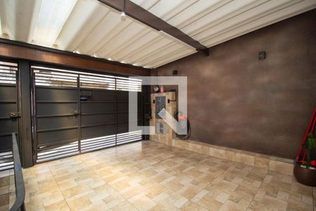 Garagem de casa à venda com 3 quartos, 125m² em Chácara Nossa Senhora Aparecida, São Paulo