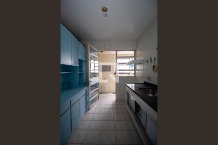 Cozinha de apartamento à venda com 3 quartos, 106m² em Santana, Porto Alegre