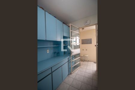 Cozinha de apartamento à venda com 3 quartos, 106m² em Santana, Porto Alegre