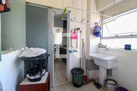 Área de Serviço de apartamento à venda com 3 quartos, 77m² em Itaim Bibi, São Paulo