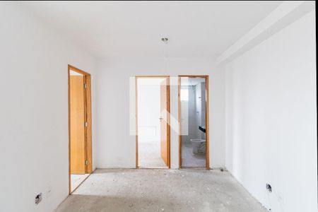 Sala/Cozinha/Área de Serviço  de apartamento à venda com 2 quartos, 43m² em Vila Guilhermina, São Paulo