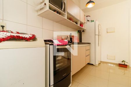 Cozinha de apartamento à venda com 2 quartos, 58m² em Jardim Modelo, São Paulo