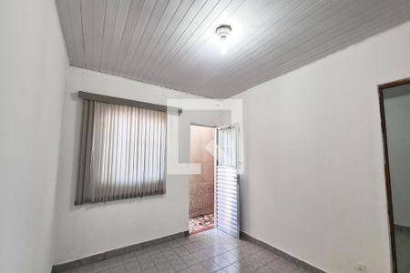Sala de casa para alugar com 1 quarto, 49m² em Vila Carmem, São Paulo