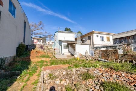 Quintal de casa à venda com 2 quartos, 95m² em Partenon, Porto Alegre