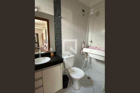 Casa à venda com 2 quartos, 72m² em Vila Dalila, São Paulo