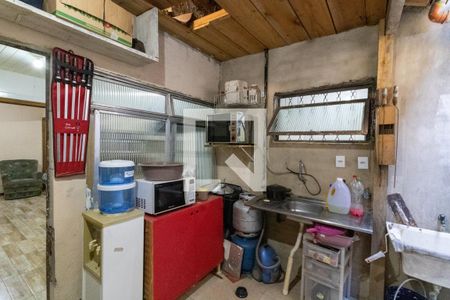 Quintal de casa à venda com 3 quartos, 140m² em Hípica, Porto Alegre