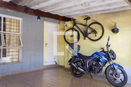 Garagem de casa à venda com 2 quartos, 120m² em Jardim das Acacias, São Bernardo do Campo