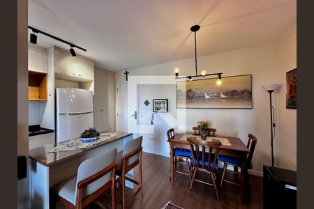 Sala de apartamento à venda com 2 quartos, 66m² em Santo Amaro, São Paulo