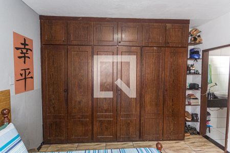 Armário da Suíte de casa para alugar com 1 quarto, 60m² em Sagrada Família, Belo Horizonte