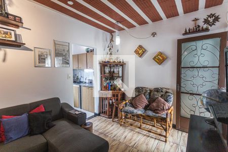 Sala de casa para alugar com 1 quarto, 60m² em Sagrada Família, Belo Horizonte